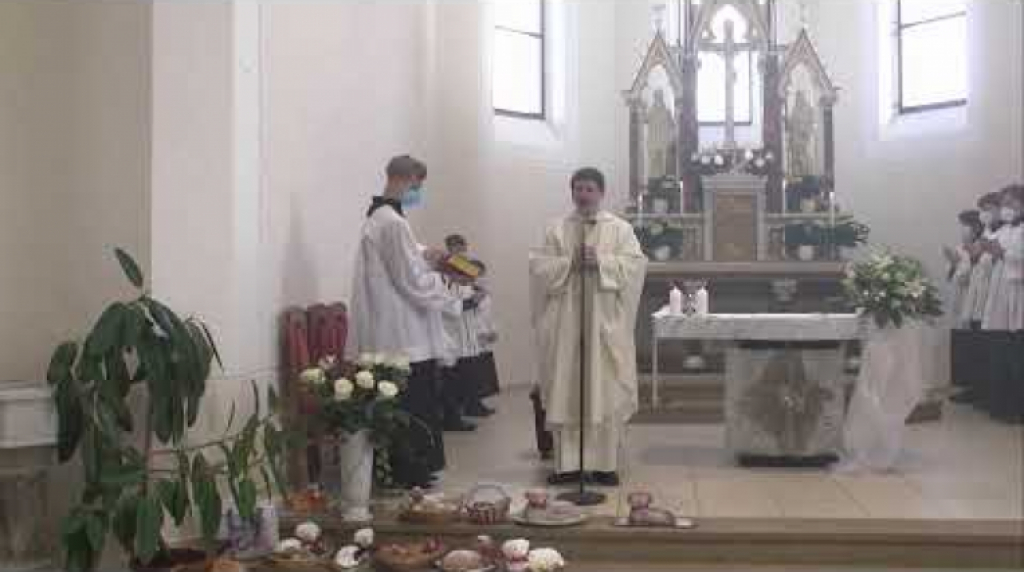 4.4.2021 Mše svatá z kostela sv. Cyrila a Metoděje Bílovice nad Svit.